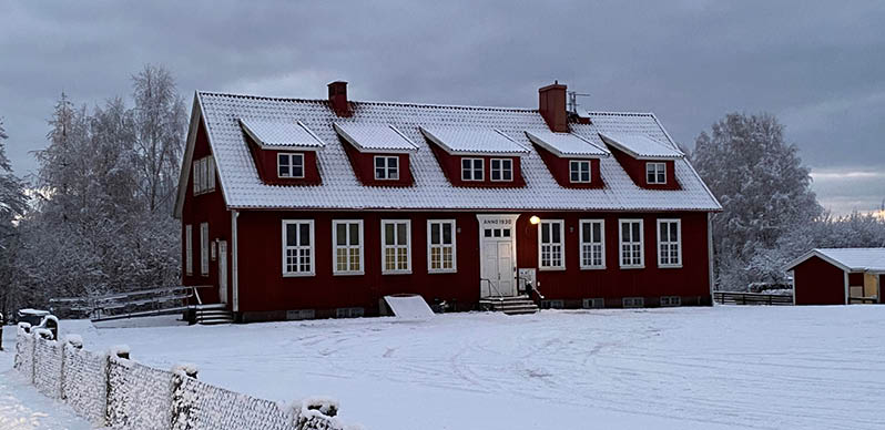 Vintrig bild på Västanå skola.