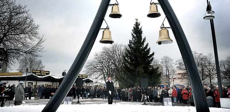 Invigning_klockspelet_Kristianstadsbladet.jpg